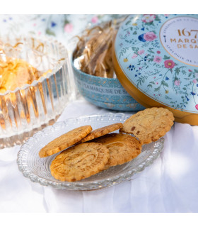 Salted caramel chips cookies "Wild bouquet" 175g round tin