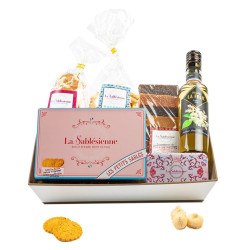 The Playful hamper
