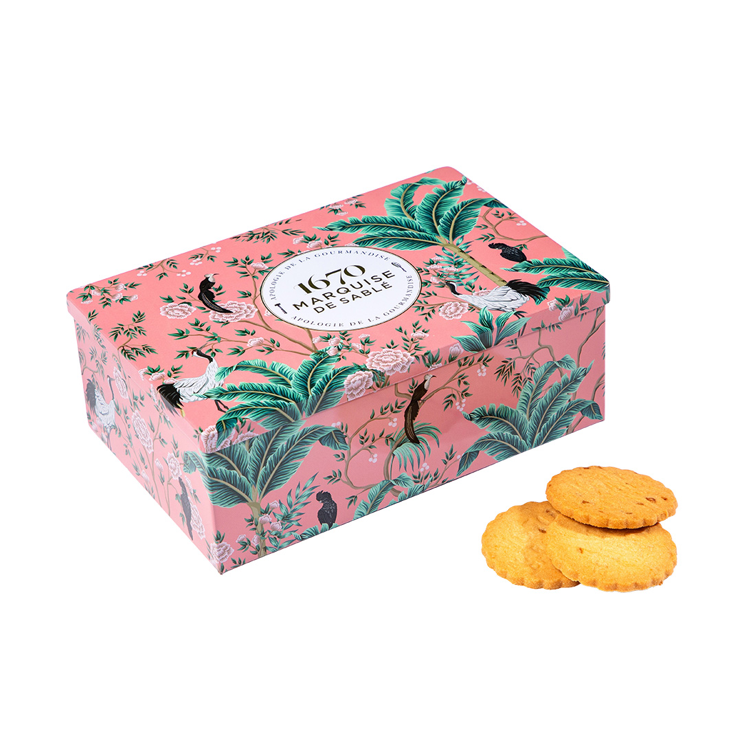 Biscuits sablés assortiment nature, pépites de caramel et pépites d'abricot. - boite métal
